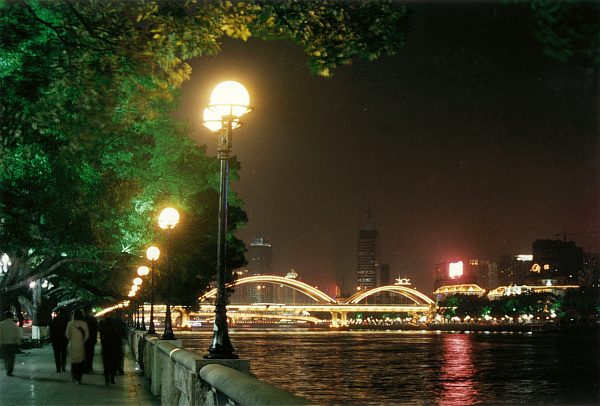 Pearl River at night